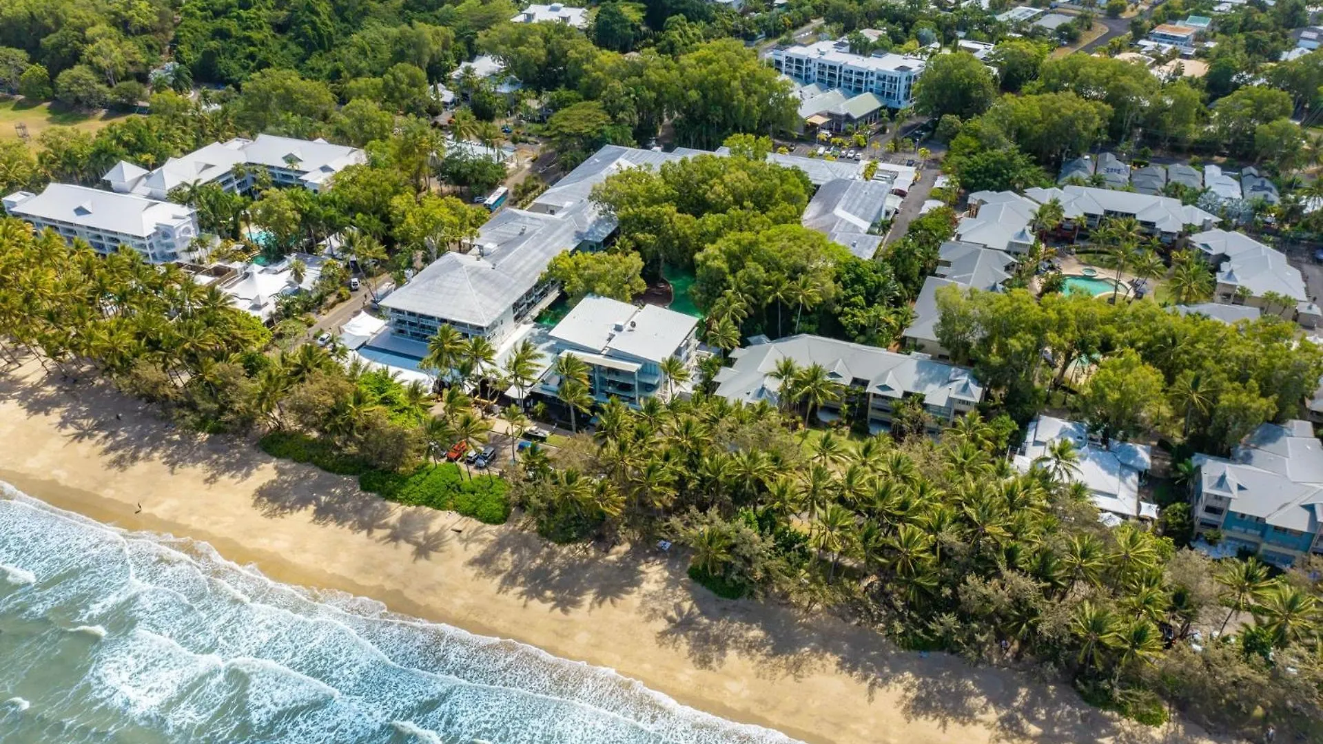 Belle Escapes Drift Beachfront Resort Suite 1305 パーム・コーブ