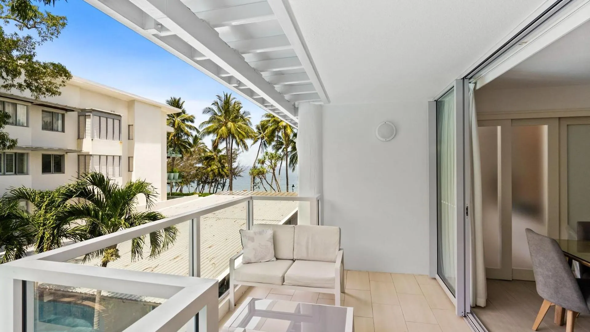 Appartamento Belle Escapes Drift Beachfront Resort Suite 1305 Palm Cove