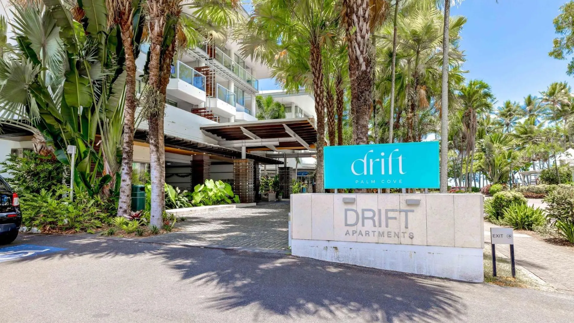 Belle Escapes Drift Beachfront Resort Suite 1305 Palm Cove 0*,  Australia